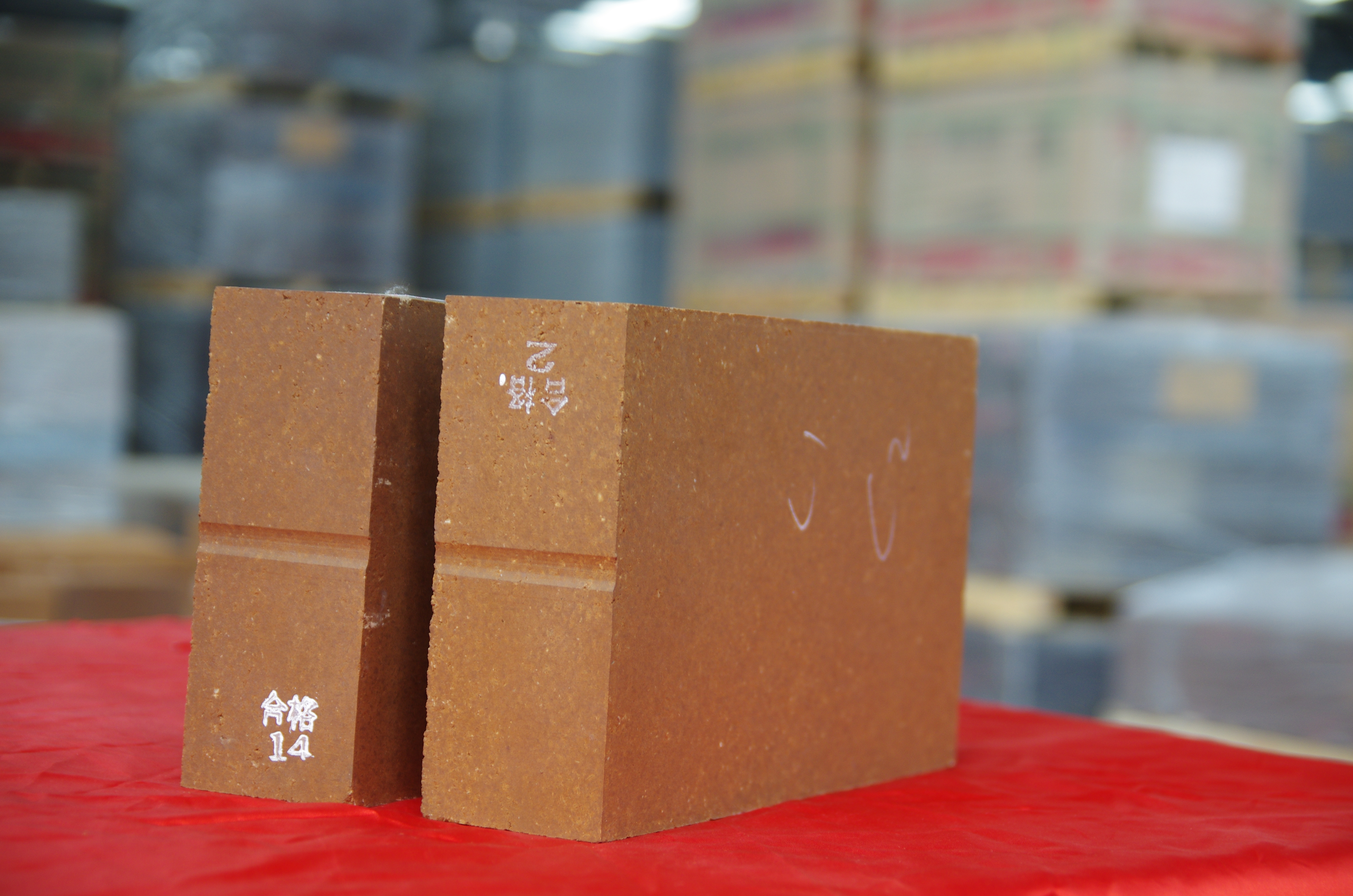 镁铝铁砖（MAF） - 荣耀产业集团产品图